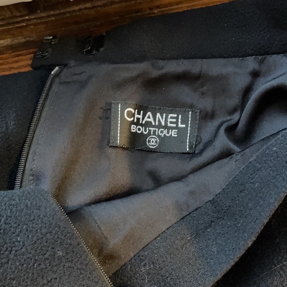 ❤️Chanel❤️ Authentic black skirt - Picture 4 of 4